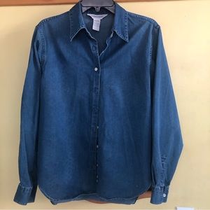 Lands End Denim shirt women’s size16